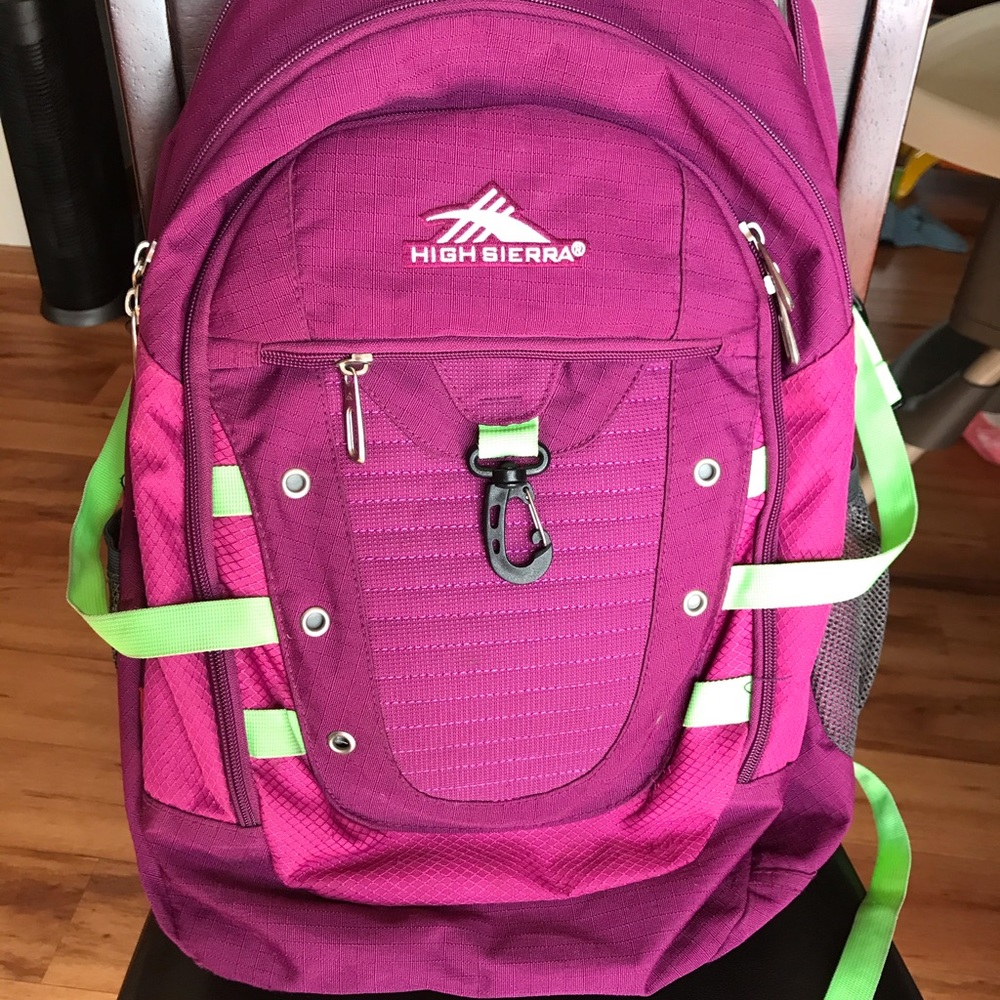 Nearly new High Sierra backpack